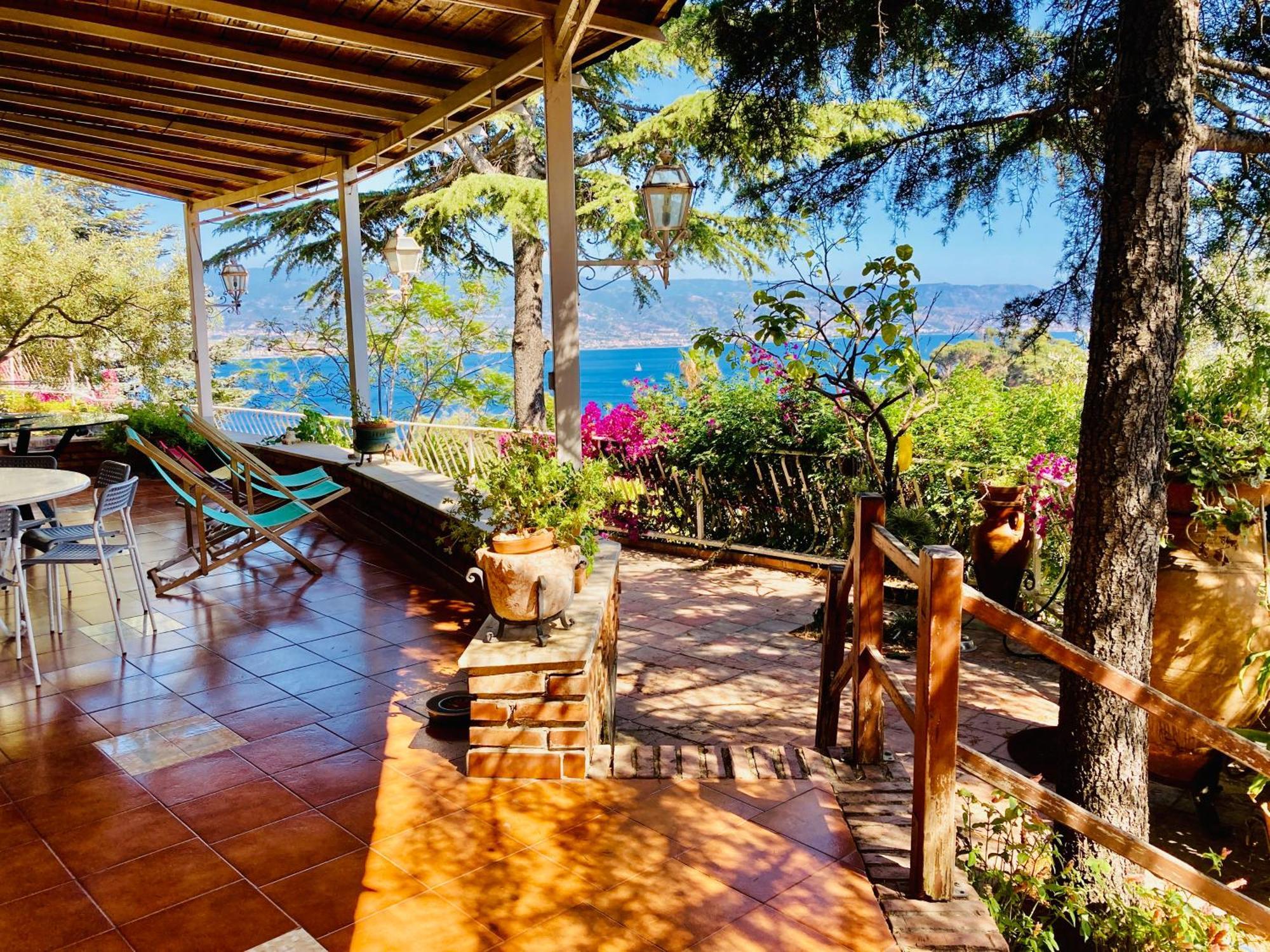 Villa Scilla E Cariddi メッシーナ エクステリア 写真
