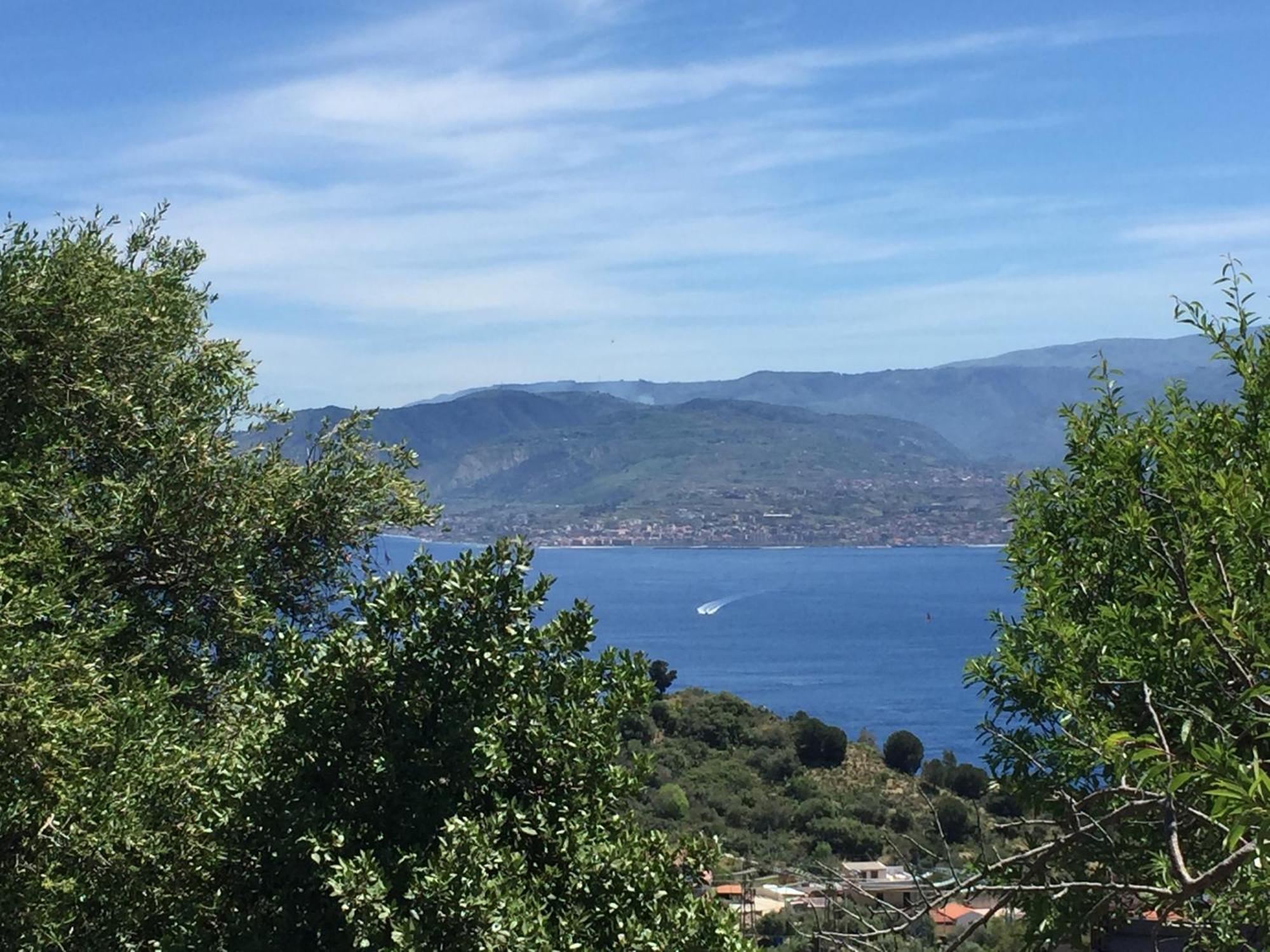 Villa Scilla E Cariddi メッシーナ エクステリア 写真